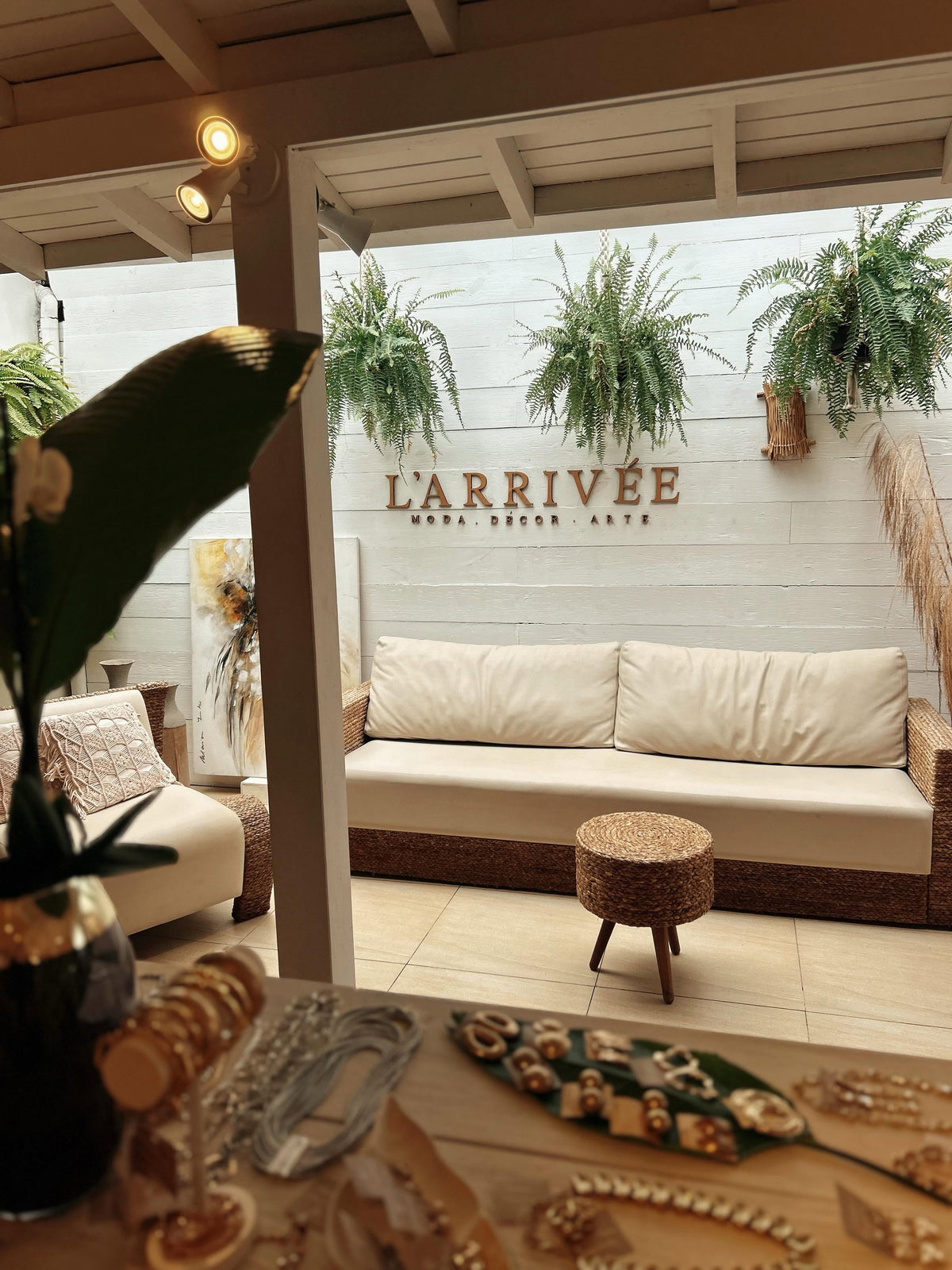 L'ARRIVÉE